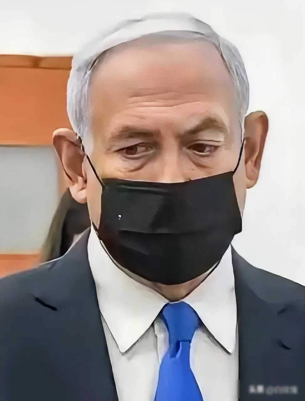 九游官网-终究还是落槌了。 内塔尼亚胡，这位在政坛翻云覆雨几十载的硬汉